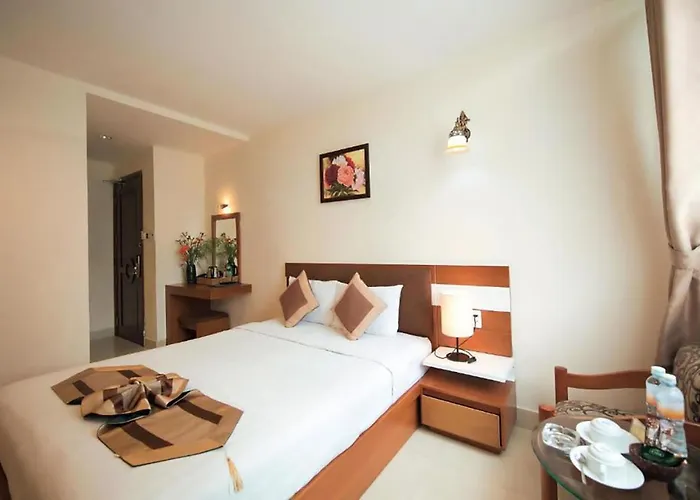 Valentine Luxury Hotel - 31 Bui Vien Street